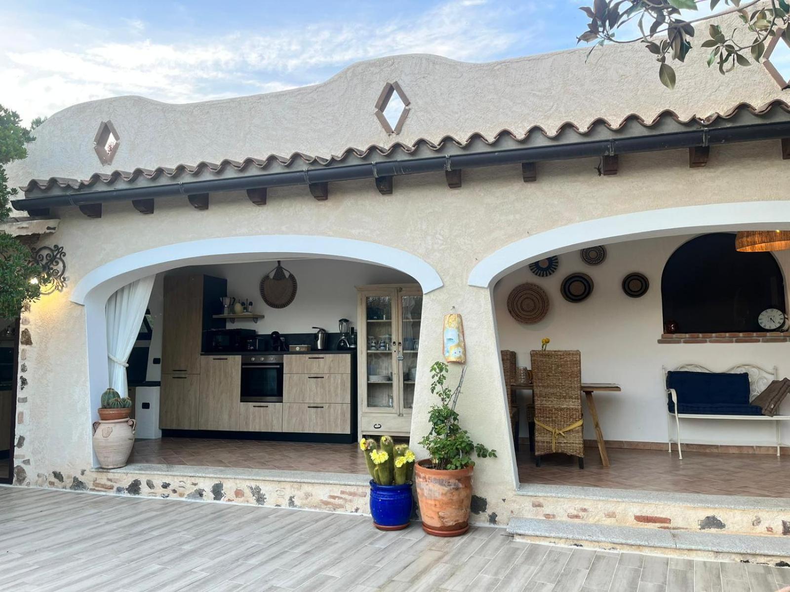 Villa Con Immenso Giardino Orosei Exterior foto